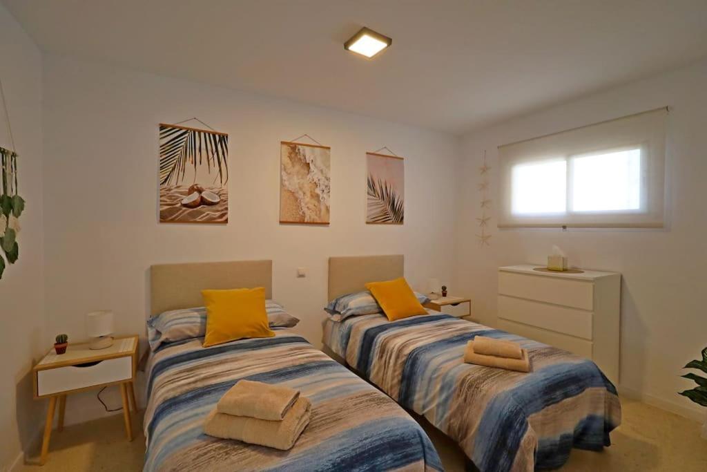Ferienwohnung Vistas Al Mar Y Al Puerto Deportivo Benalmádena Exterior foto