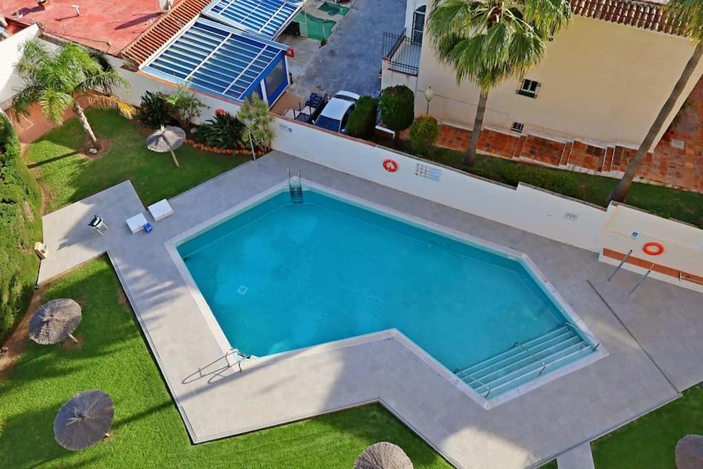 Ferienwohnung Vistas Al Mar Y Al Puerto Deportivo Benalmádena Exterior foto